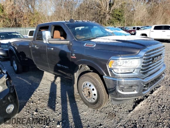 ✅ 2019 Ram 3500 Longhorn • VIN: 3C63RRKL5KG691918 • Lot: 90821595. Wystawiony na Copart z przebiegiem Nie podano. Bezpłatny archiwum sprzedaży aukcyjnych z USA i szczegółowy raport historii pojazdu na DreamBid. Zdjęcie 4.