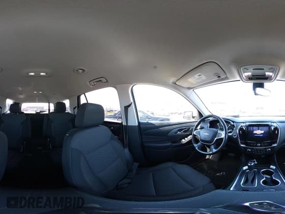 ✅ 2020 Chevrolet Traverse LT Cloth • VIN: 1GNEVGKW3LJ176600 • Lot: 43207218. Wystawiony na IAAI z przebiegiem 148 952 mil. Bezpłatny archiwum sprzedaży aukcyjnych z USA i szczegółowy raport historii pojazdu na DreamBid. Zdjęcie 18.