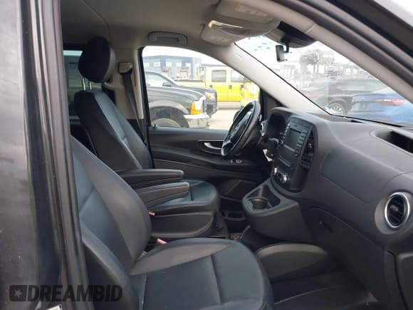 ✅ 2016 Mercedes-Benz Metris Passenger • VIN: WD4PG2EE9G3097711 • Lot: 43827470. Listed on IAAI with 65,985 mi. Free auction sales archive from the USA and detailed vehicle history report at DreamBid. Image 5.