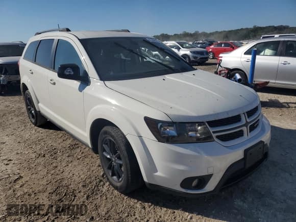 ✅ 2019 Dodge Journey SE • VIN: 3C4PDCBB5KT845628 • Lot: 81862075. Wystawiony na Copart z przebiegiem 52 549 mil. Bezpłatny archiwum sprzedaży aukcyjnych z USA i szczegółowy raport historii pojazdu na DreamBid. Zdjęcie 4.