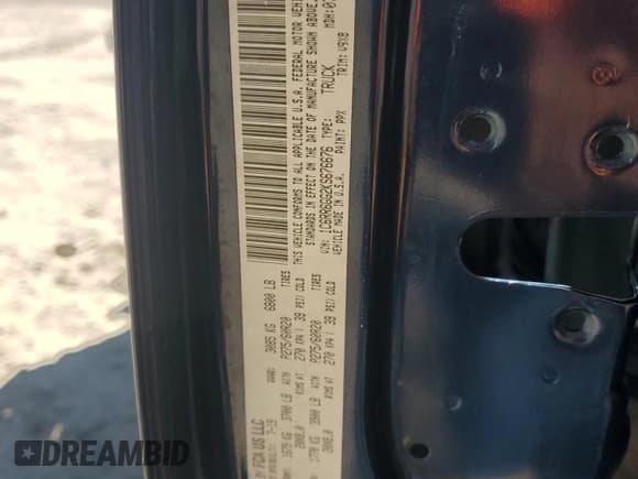 ✅ 2019 Ram 1500 Warlock • VIN: 1C6RR6GG2KS676676 • Лот: 82532435. Опубликован ранее на Copart с пробегом 131 016 миль. Бесплатный доступ к архиву аукционных продаж из США и подробный отчёт об истории автомобиля на DreamBid. Изображение 13.