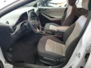 ✅ 2020 Hyundai Ioniq Blue • VIN: KMHC65LCXLU229843 • Lot: 41857945. Wystawiony na Copart z przebiegiem 37 570 mil. Bezpłatny archiwum sprzedaży aukcyjnych z USA i szczegółowy raport historii pojazdu na DreamBid. Zdjęcie 7.