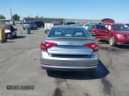 ✅ 2016 Hyundai Sonata SE • VIN: 5NPE24AFXGH393478 • Лот: 43111361. Опубликован ранее на IAAI с пробегом 81 521 миль. Бесплатный доступ к архиву аукционных продаж из США и подробный отчёт об истории автомобиля на DreamBid. Изображение 17.