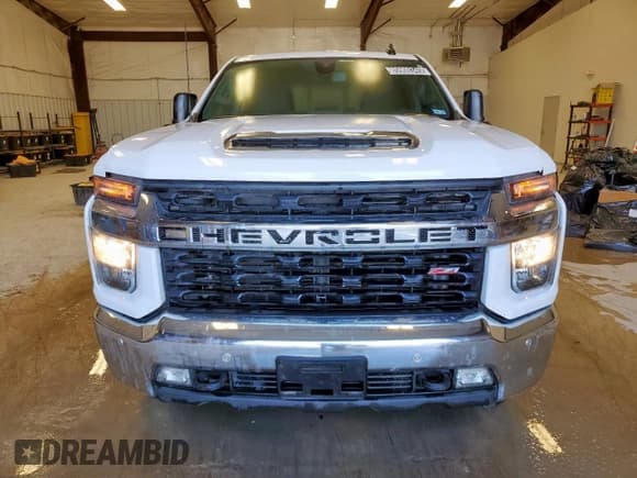 ✅ 2023 Chevrolet Silverado 2500HD LT • VIN: 1GC4YNE79PF125597 • Lot: 85900345. Wystawiony na Copart z przebiegiem 131 126 mil. Bezpłatny archiwum sprzedaży aukcyjnych z USA i szczegółowy raport historii pojazdu na DreamBid. Zdjęcie 5.