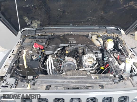 ✅ 2020 Jeep Gladiator Rubicon • VIN: 1C6JJTBG8LL186975 • Lot: 43010773. Listed on IAAI with 85,634 mi. Free auction sales archive from the USA and detailed vehicle history report at DreamBid. Image 10.