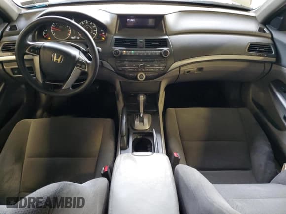 ✅ 2010 Honda Accord EX • VIN: 1HGCP2F77AA131688 • Lot: 92994525. Listed on Copart with 171,822 mi. Free auction sales archive from the USA and detailed vehicle history report at DreamBid. Image 8.