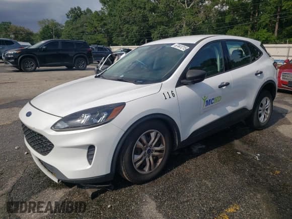 ✅ 2021 Ford Escape S • VIN: 1FMCU0F6XMUB25515 • Лот: 67441215. Опубликован ранее на Copart с пробегом 17 325 миль. Бесплатный доступ к архиву аукционных продаж из США и подробный отчёт об истории автомобиля на DreamBid. Изображение 1.
