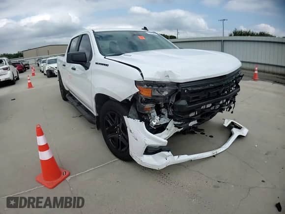 2024 Chevrolet Silverado 1500 Custom z VIN 3GCPABEK0RG425003, wystawiony jako Copart lot #71031785 z przebiegiem 19 720 mil mil oraz Szkoda całkowita • Salvage title. Historia ofert i sprzedaży dostępna na DreamBid. Obrazek 13.