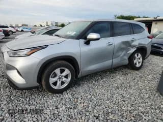 ✅ 2020 Toyota Highlander LE • VIN: 5TDZZRAH0LS026914 • Lot: 71901585. Wystawiony na Copart z przebiegiem 32 464 mil. Bezpłatny archiwum sprzedaży aukcyjnych z USA i szczegółowy raport historii pojazdu na DreamBid. Zdjęcie 1.