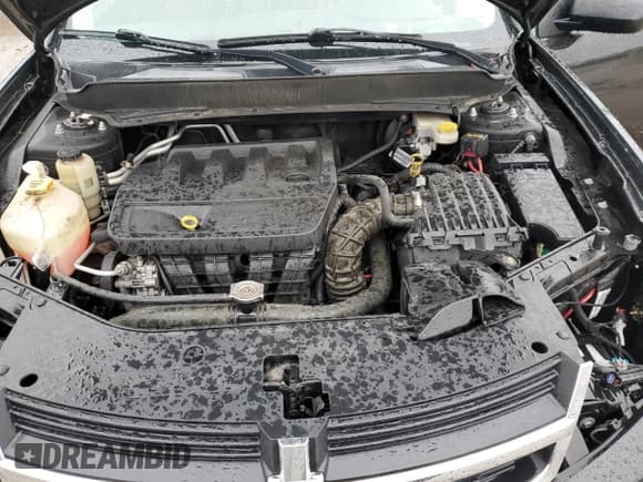 ✅ 2010 Dodge Avenger R/T • VIN: 1B3CC5FB3AN159112 • Lot: 80835874. Listed on Copart with 149,033 mi. Free auction sales archive from the USA and detailed vehicle history report at DreamBid. Image 11.