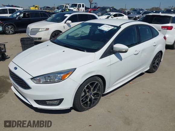 ✅ 2016 Ford Focus SE • VIN: 1FADP3F23GL306423 • Lot: 42141567. Listed on IAAI with 58,544 mi. Free auction sales archive from the USA and detailed vehicle history report at DreamBid. Image 17.