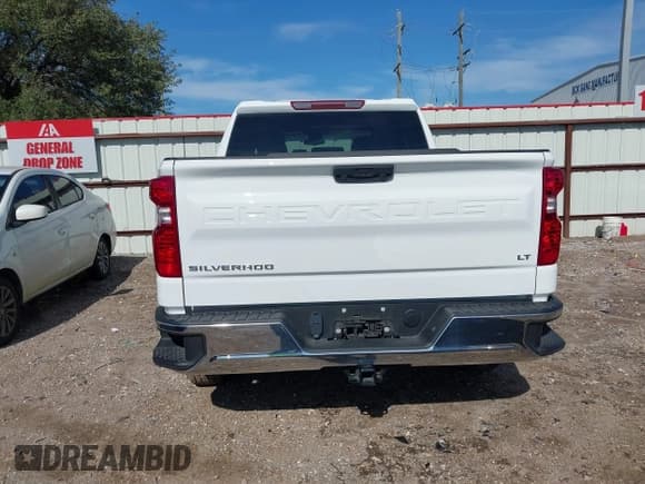 ✅ 2025 Chevrolet Silverado 1500 LT • VIN: 1GCPACED1SZ117450 • Лот: 43838956. Опубликован ранее на IAAI с пробегом 11 260 миль. Бесплатный доступ к архиву аукционных продаж из США и подробный отчёт об истории автомобиля на DreamBid. Изображение 16.