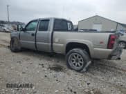 ✅ 2003 Chevrolet Silverado 2500HD LT • VIN: 1GCHK29193E284840 • Lot: 83631644. Wystawiony na Copart z przebiegiem 323 035 mil. Bezpłatny archiwum sprzedaży aukcyjnych z USA i szczegółowy raport historii pojazdu na DreamBid. Zdjęcie 2.