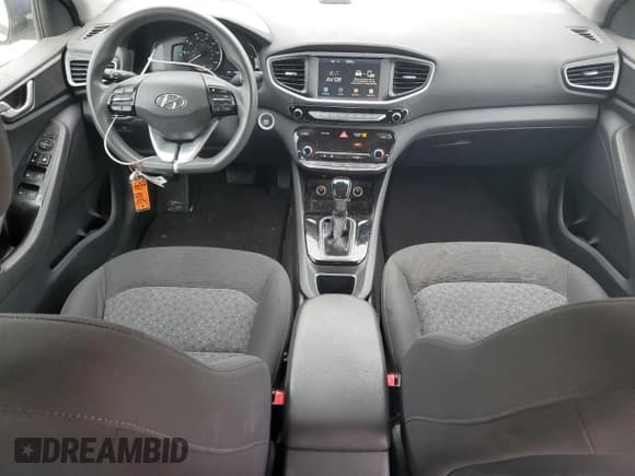 ✅ 2019 Hyundai Ioniq Blue • VIN: KMHC65LC7KU176033 • Лот: 51315415. Опубликован ранее на Copart с пробегом 198 456 миль. Бесплатный доступ к архиву аукционных продаж из США и подробный отчёт об истории автомобиля на DreamBid. Изображение 8.