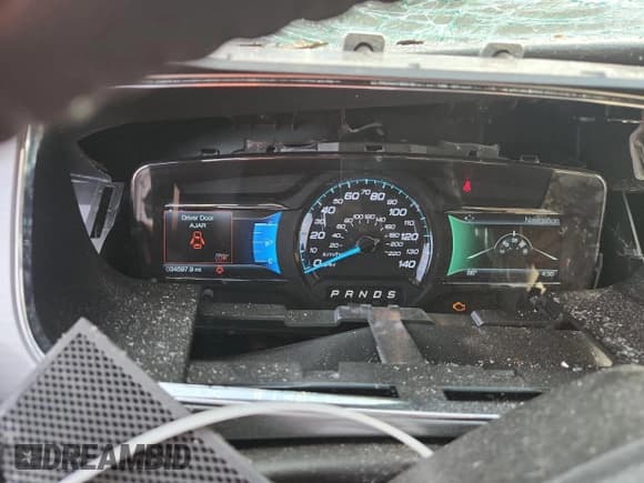 ✅ 2018 Ford Taurus SEL • VIN: 1FAHP2E88JG111015 • Лот: 89562865. Опубликован ранее на Copart с пробегом 34 597 миль. Бесплатный доступ к архиву аукционных продаж из США и подробный отчёт об истории автомобиля на DreamBid. Изображение 9.