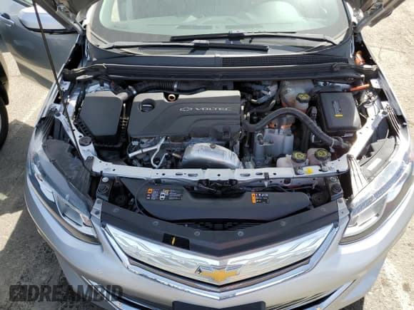 ✅ 2017 Chevrolet Volt LT • VIN: 1G1RC6S5XHU167652 • Lot: 57646784. Wystawiony na Copart z przebiegiem 88 888 mil. Bezpłatny archiwum sprzedaży aukcyjnych z USA i szczegółowy raport historii pojazdu na DreamBid. Zdjęcie 11.