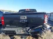 ✅ 2018 Chevrolet Silverado 2500HD LTZ • VIN: 1GC1KWEY1JF291090 • Lot: 43585181. Wystawiony na IAAI z przebiegiem 127 770 mil. Bezpłatny archiwum sprzedaży aukcyjnych z USA i szczegółowy raport historii pojazdu na DreamBid. Zdjęcie 15.