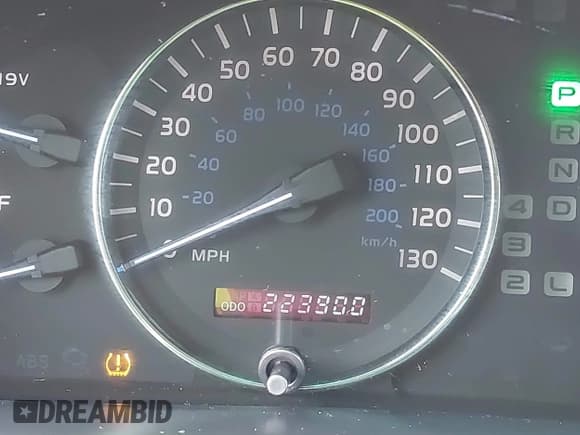 ✅ 2006 Lexus LX 470 • VIN: JTJHT00W964018252 • Лот: 42377953. Опубликован ранее на IAAI с пробегом 223 900 миль. Бесплатный доступ к архиву аукционных продаж из США и подробный отчёт об истории автомобиля на DreamBid. Изображение 15.