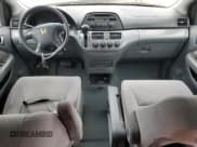 ✅ 2006 Honda Odyssey LX • VIN: 5FNRL38256B123812 • Lot: 89541455. Wystawiony na Copart z przebiegiem 197 446 mil. Bezpłatny archiwum sprzedaży aukcyjnych z USA i szczegółowy raport historii pojazdu na DreamBid. Zdjęcie 8.