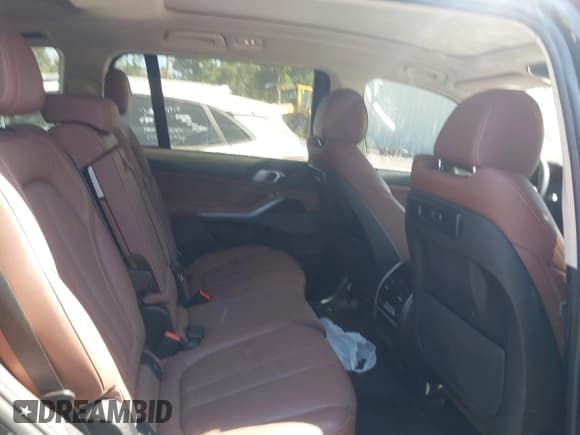 ✅ 2020 BMW X7 xDrive40i • VIN: 5UXCW2C04L9A03438 • Лот: 43187346. Опубликован ранее на IAAI с пробегом 102 740 миль. Бесплатный доступ к архиву аукционных продаж из США и подробный отчёт об истории автомобиля на DreamBid. Изображение 8.