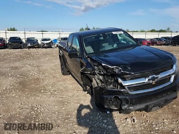 ✅ 2020 Chevrolet Colorado 4WD Work Truck • VIN: 1GCHTBEN8L1143819 • Lot: 71208235. Wystawiony na Copart z przebiegiem 60 161 mil. Bezpłatny archiwum sprzedaży aukcyjnych z USA i szczegółowy raport historii pojazdu na DreamBid. Zdjęcie 13.