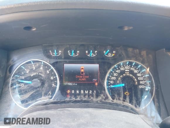 ✅ 2014 Ford F-150 XLT • VIN: 1FTFW1EF0EFA89763 • Lot: 43533941. Listed on IAAI with 177,682 mi. Free auction sales archive from the USA and detailed vehicle history report at DreamBid. Image 7.