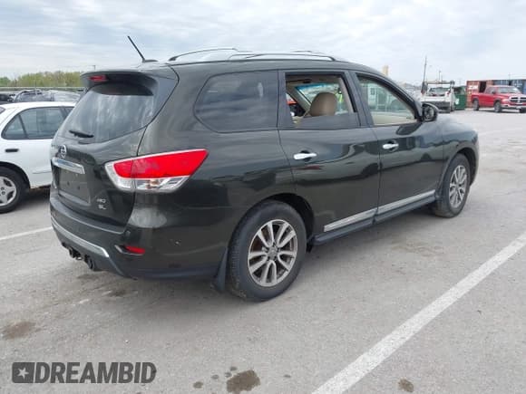 ✅ 2015 Nissan Pathfinder SL • VIN: 5N1AR2MM9FC708298 • Lot: 42007408. Listed on IAAI with 144,114 mi. Free auction sales archive from the USA and detailed vehicle history report at DreamBid. Image 4.