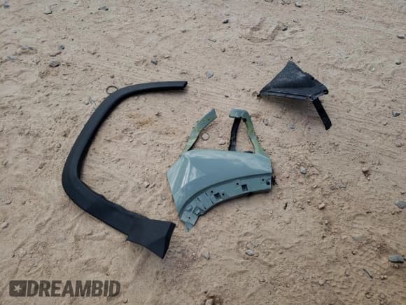 ✅ 2025 Chevrolet Equinox AWD ACTIV • VIN: 3GNAXSEG6SL222265 • Lot: 56193415. Wystawiony na Copart z przebiegiem 959 mil. Bezpłatny archiwum sprzedaży aukcyjnych z USA i szczegółowy raport historii pojazdu na DreamBid. Zdjęcie 13.