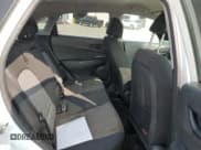 ✅ 2019 Hyundai Kona SEL • VIN: KM8K22AA4KU274735 • Лот: 70335574. Опубликован ранее на Copart с пробегом 100 696 миль. Бесплатный доступ к архиву аукционных продаж из США и подробный отчёт об истории автомобиля на DreamBid. Изображение 11.