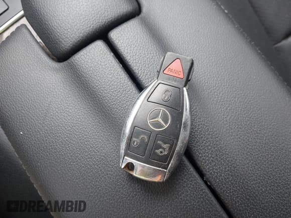 ✅ 2011 Mercedes-Benz E 350 Luxury • VIN: WDDHF8HB4BA487163 • Lot: 43730900. Listed on IAAI with 196,227 mi. Free auction sales archive from the USA and detailed vehicle history report at DreamBid. Image 11.