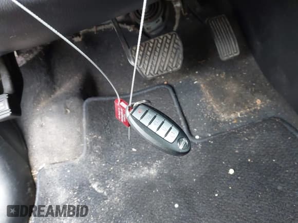 ✅ 2014 Nissan Pathfinder S • VIN: 5N1AR2MN4EC679445 • Lot: 41893251. Listed on IAAI with 189,848 mi. Free auction sales archive from the USA and detailed vehicle history report at DreamBid. Image 11.