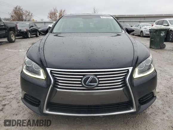 ✅ 2017 Lexus LS 460 • VIN: JTHCL5EF8H5029094 • Лот: 81793294. Опубликован ранее на Copart с пробегом 37 205 миль. Бесплатный доступ к архиву аукционных продаж из США и подробный отчёт об истории автомобиля на DreamBid. Изображение 5.