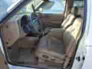 1998 Chevrolet Blazer LT z VIN 1GNDT13W8W2132457, wystawiony jako Copart lot #73694864 z przebiegiem 89 121 mil mil oraz Szkoda całkowita • Salvage title. Historia ofert i sprzedaży dostępna na DreamBid. Obrazek 7.