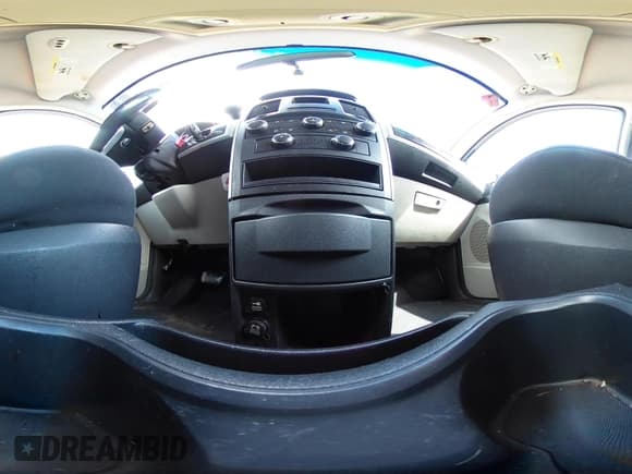 ✅ 2010 Dodge Grand Caravan SXT • VIN: 2D4RN5D15AR121707 • Lot: 43207793. Wystawiony na IAAI z przebiegiem 126 006 mil. Bezpłatny archiwum sprzedaży aukcyjnych z USA i szczegółowy raport historii pojazdu na DreamBid. Zdjęcie 18.