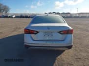 ✅ 2019 Nissan Altima S • VIN: 1N4BL4BV4KC126840 • Лот: 41254641. Опубликован ранее на IAAI с пробегом 104 640 миль. Бесплатный доступ к архиву аукционных продаж из США и подробный отчёт об истории автомобиля на DreamBid. Изображение 16.