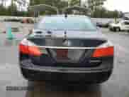 2011 Hyundai Genesis z VIN KMHGC4DE6BU130245, wystawiony jako Copart lot #72458664 z przebiegiem 218 614 mil mil oraz Szkoda całkowita • Salvage title. Historia ofert i sprzedaży dostępna na DreamBid. Obrazek 6.