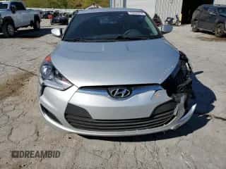 2016 Hyundai Veloster z VIN KMHTC6AD9GU269041, wystawiony jako Copart lot #70952574 z przebiegiem 146 798 mil mil oraz Szkoda całkowita • Salvage title. Historia ofert i sprzedaży dostępna na DreamBid. Obrazek 5.