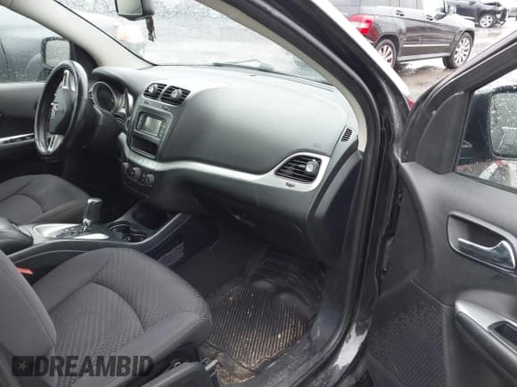 ✅ 2012 Dodge Journey SXT • VIN: 3C4PDCBG5CT341304 • Lot: 43685202. Listed on IAAI with 102,031 mi. Free auction sales archive from the USA and detailed vehicle history report at DreamBid. Image 5.