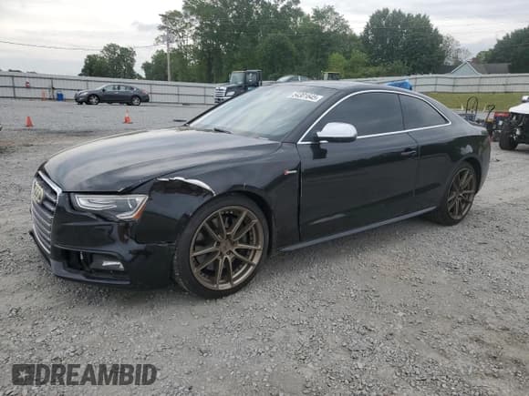 ✅ 2015 Audi S5 Premium Plus • VIN: WAUCGAFR1FA032640 • Lot: 54301645. Wystawiony na Copart z przebiegiem 111 074 mil. Bezpłatny archiwum sprzedaży aukcyjnych z USA i szczegółowy raport historii pojazdu na DreamBid. Zdjęcie 1.