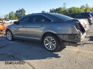 ✅ 2014 Ford Taurus Limited • VIN: 1FAHP2F82EG182151 • Lot: 83991635. Wystawiony na Copart z przebiegiem 101 544 mil. Bezpłatny archiwum sprzedaży aukcyjnych z USA i szczegółowy raport historii pojazdu na DreamBid. Zdjęcie 2.