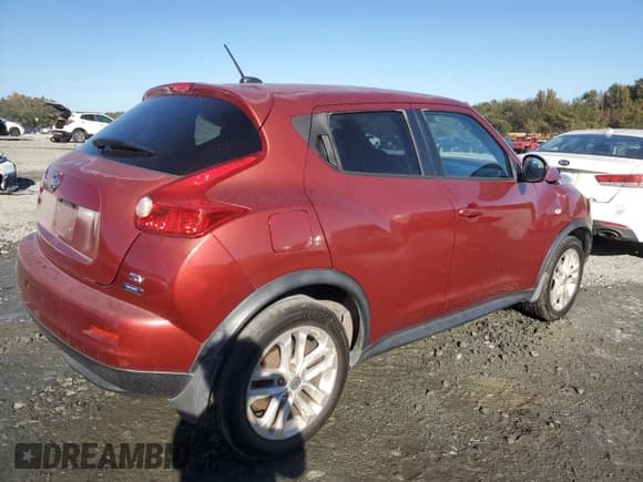 ✅ 2012 Nissan Juke SV • VIN: JN8AF5MRXCT106326 • Lot: 89840815. Wystawiony na Copart z przebiegiem 238 600 mil. Bezpłatny archiwum sprzedaży aukcyjnych z USA i szczegółowy raport historii pojazdu na DreamBid. Zdjęcie 3.