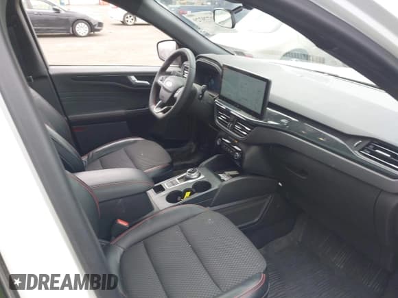 ✅ 2023 Ford Escape ST-Line Select • VIN: 1FMCU9NA3PUA96065 • Lot: 41779729. Wystawiony na IAAI z przebiegiem 17 264 mil. Bezpłatny archiwum sprzedaży aukcyjnych z USA i szczegółowy raport historii pojazdu na DreamBid. Zdjęcie 5.