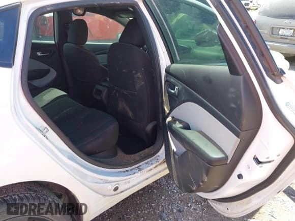 ✅ 2015 Dodge Dart SXT • VIN: 1C3CDFBB8FD241782 • Lot: 42925935. Listed on IAAI with 88,347 mi. Free auction sales archive from the USA and detailed vehicle history report at DreamBid. Image 8.