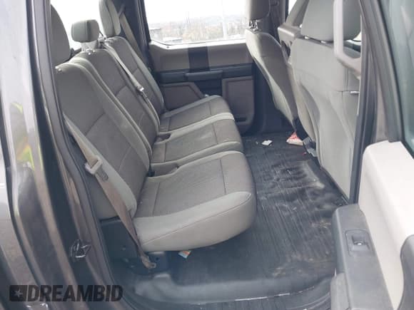 ✅ 2015 Ford F-150 XLT • VIN: 1FTEW1EP3FFC36728 • Lot: 41971347. Wystawiony na IAAI z przebiegiem 119 065 mil. Bezpłatny archiwum sprzedaży aukcyjnych z USA i szczegółowy raport historii pojazdu na DreamBid. Zdjęcie 8.