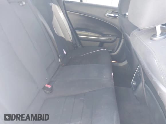 ✅ 2013 Dodge Charger SE • VIN: 2C3CDXBG7DH503079 • Lot: 43632194. Wystawiony na IAAI z przebiegiem 177 548 mil. Bezpłatny archiwum sprzedaży aukcyjnych z USA i szczegółowy raport historii pojazdu na DreamBid. Zdjęcie 8.