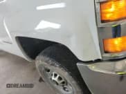 ✅ 2016 Chevrolet Silverado 2500HD Work Truck • VIN: 1GC2CUEG2GZ245563 • Lot: 42990048. Wystawiony na IAAI z przebiegiem 104 935 mil. Bezpłatny archiwum sprzedaży aukcyjnych z USA i szczegółowy raport historii pojazdu na DreamBid. Zdjęcie 1.