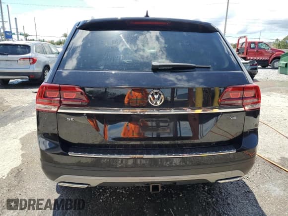 ✅ 2019 Volkswagen Atlas SE • VIN: 1V2WR2CA0KC546619 • Lot: 56296225. Listed on Copart with 105,777 mi. Free auction sales archive from the USA and detailed vehicle history report at DreamBid. Image 6.