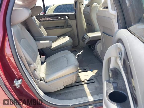 ✅ 2015 Buick Enclave Premium • VIN: 5GAKVCKD5FJ151190 • Lot: 42636500. Wystawiony na IAAI z przebiegiem 144 181 mil. Bezpłatny archiwum sprzedaży aukcyjnych z USA i szczegółowy raport historii pojazdu na DreamBid. Zdjęcie 8.