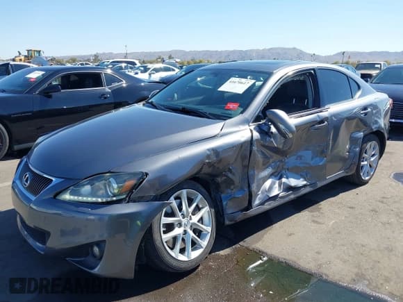 ✅ 2012 Lexus IS 350 • VIN: JTHCE5C2XC5002952 • Lot: 41670617. Wystawiony na IAAI z przebiegiem 144 002 mil. Bezpłatny archiwum sprzedaży aukcyjnych z USA i szczegółowy raport historii pojazdu na DreamBid. Zdjęcie 6.