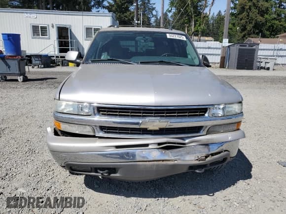 ✅ 2004 Chevrolet Suburban LT • VIN: 3GNFK16Z24G324771 • Лот: 55227025. Опубликован ранее на Copart с пробегом 136 612 миль. Бесплатный доступ к архиву аукционных продаж из США и подробный отчёт об истории автомобиля на DreamBid. Изображение 5.